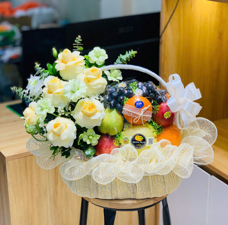 Cách chọn giỏ trái cây Tết đẹp và mang ý nghĩa tài lộc